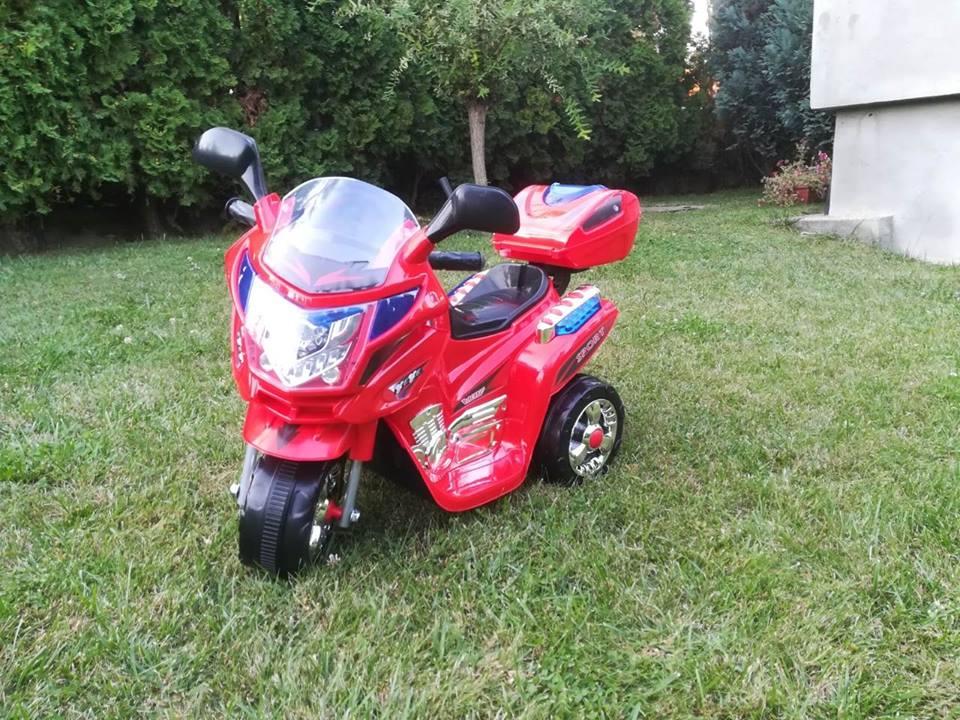 DECIJI MOTOR C051 CRVENI
