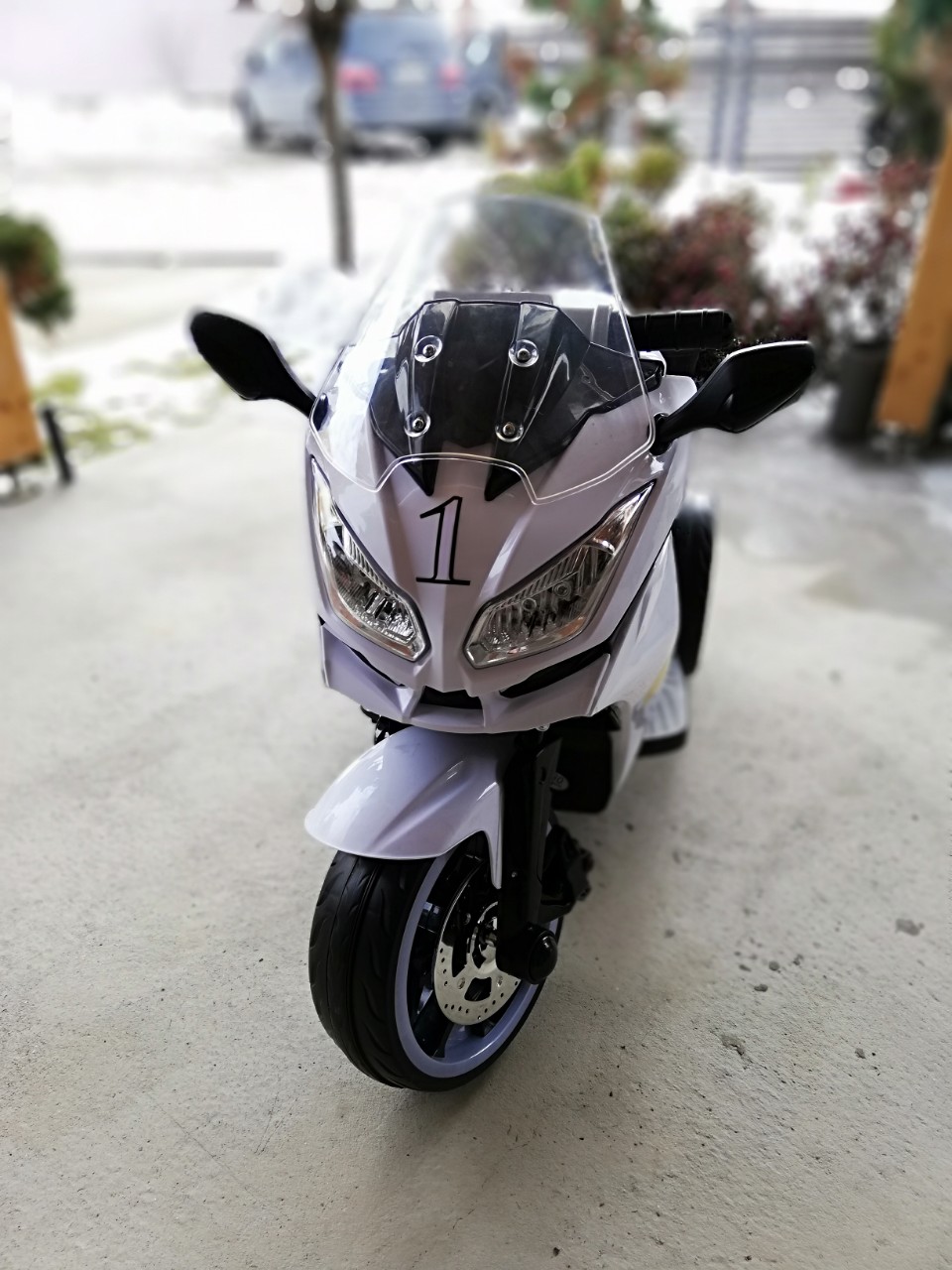 DECIJI MOTOR SR1200 BELI