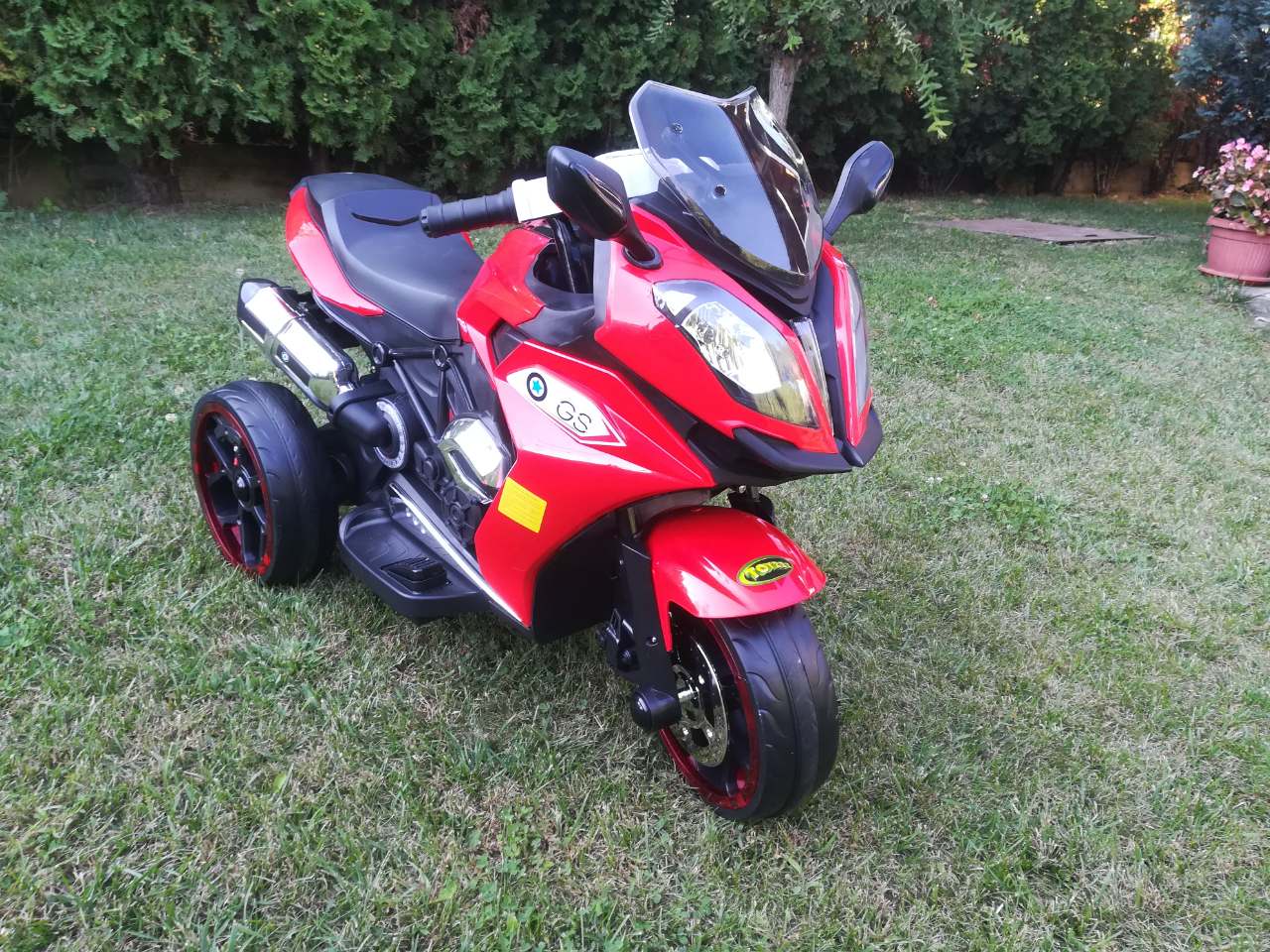 DECIJI MOTOR SR1200 CRVENI