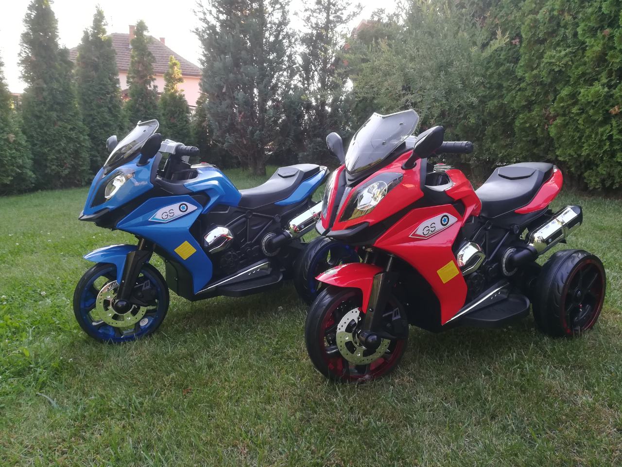 DECIJI MOTOR SR1200 CRVENI