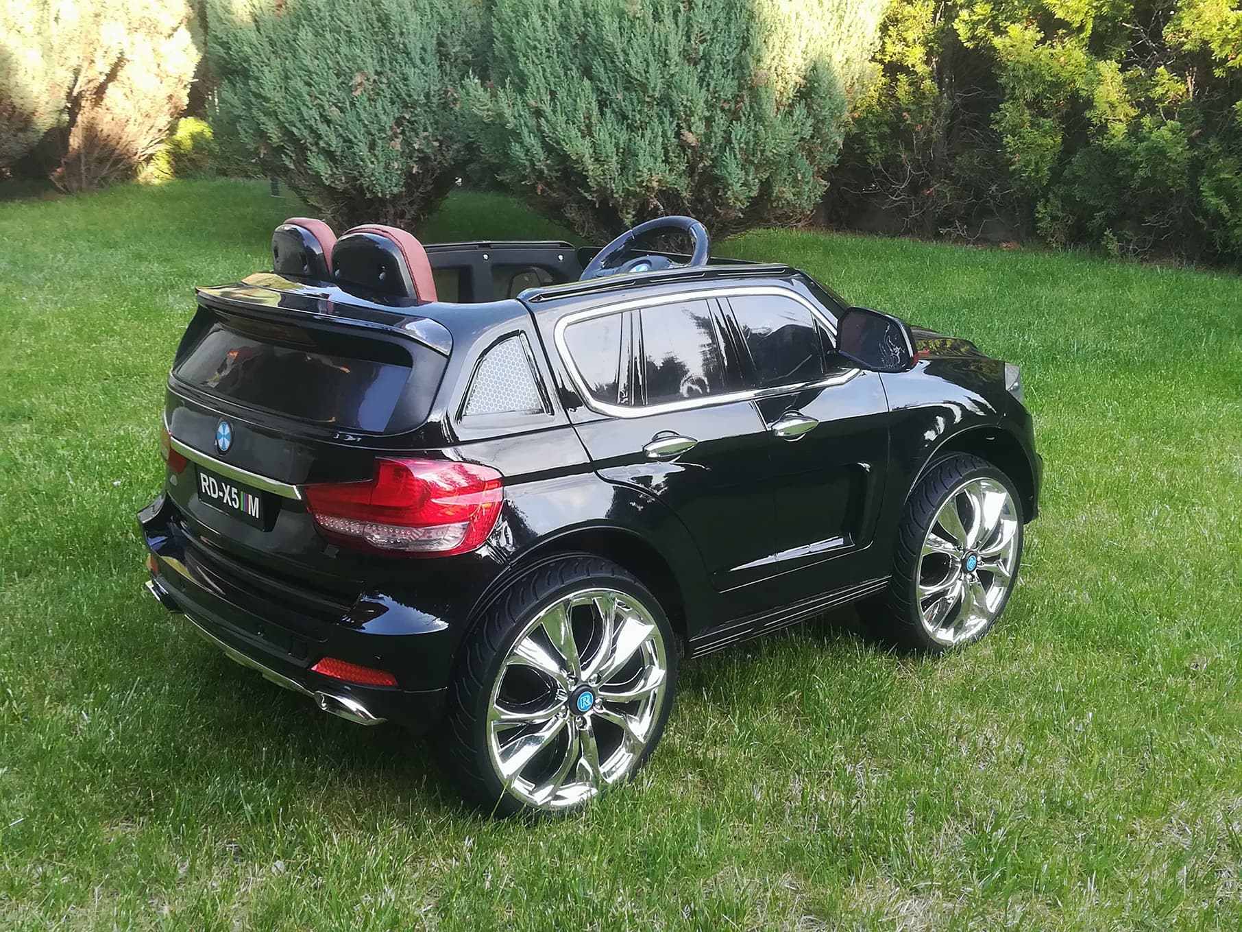 DECIJI AUTOMOBIL BMW X5 CRNI