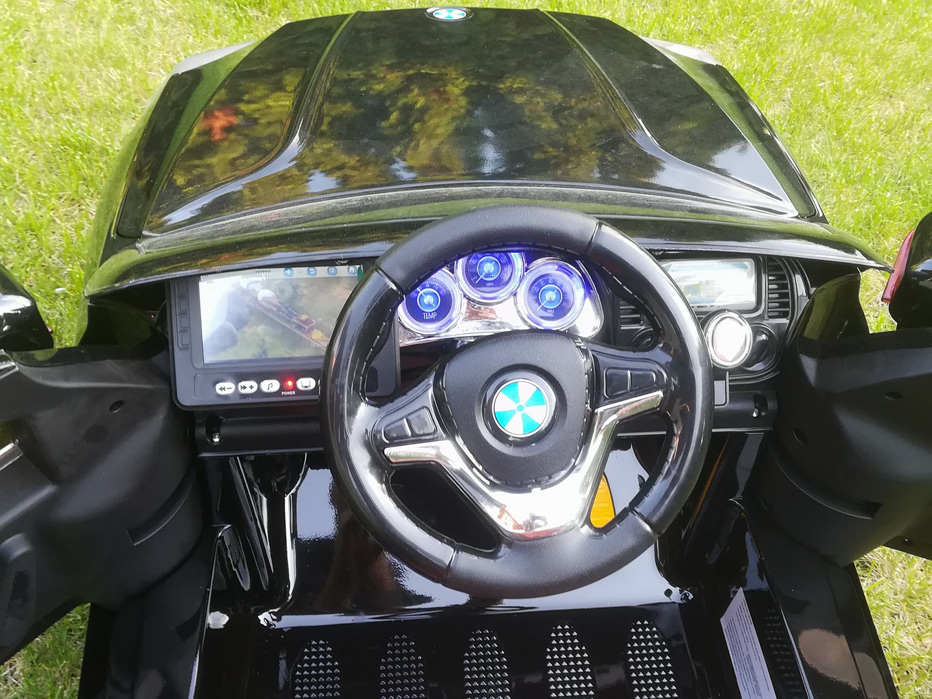 DECIJI AUTOMOBIL BMW X5 CRNI