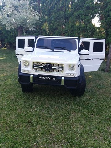 DECIJI AUTOMOBIL MERCEDES G65 BELI