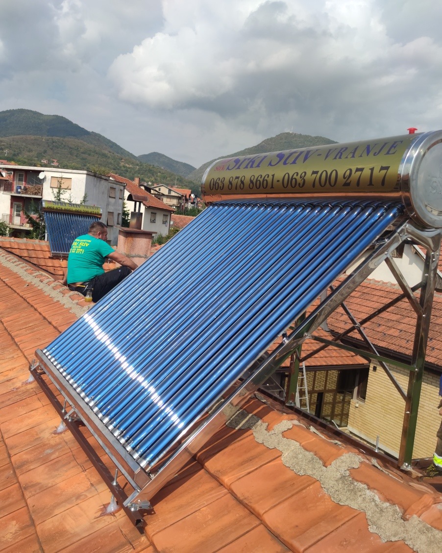 SOLARNI VAKUMSKI KOLEKTOR 240 LITARA