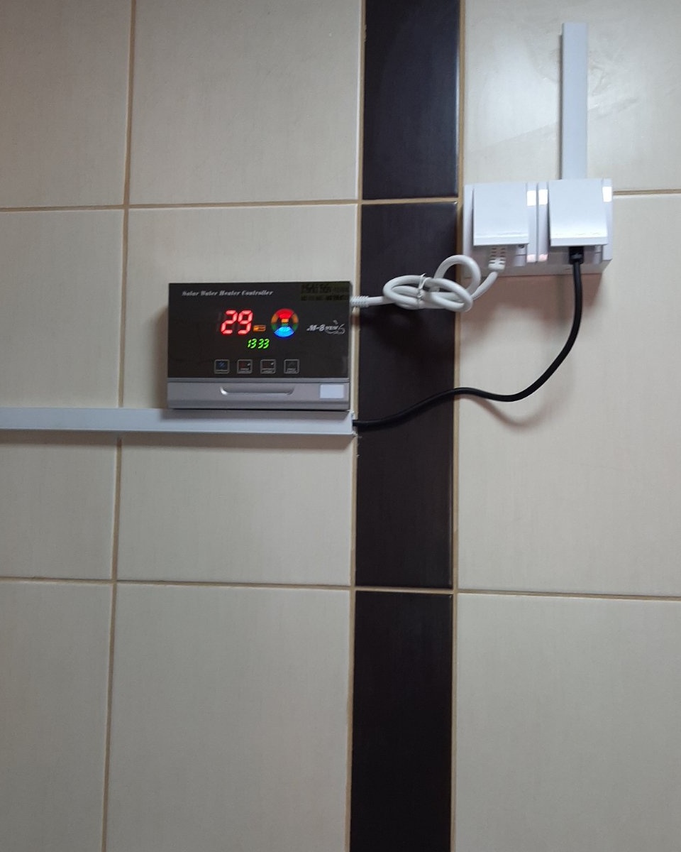 SOLARNI VAKUMSKI KOLEKTOR 240 LITARA