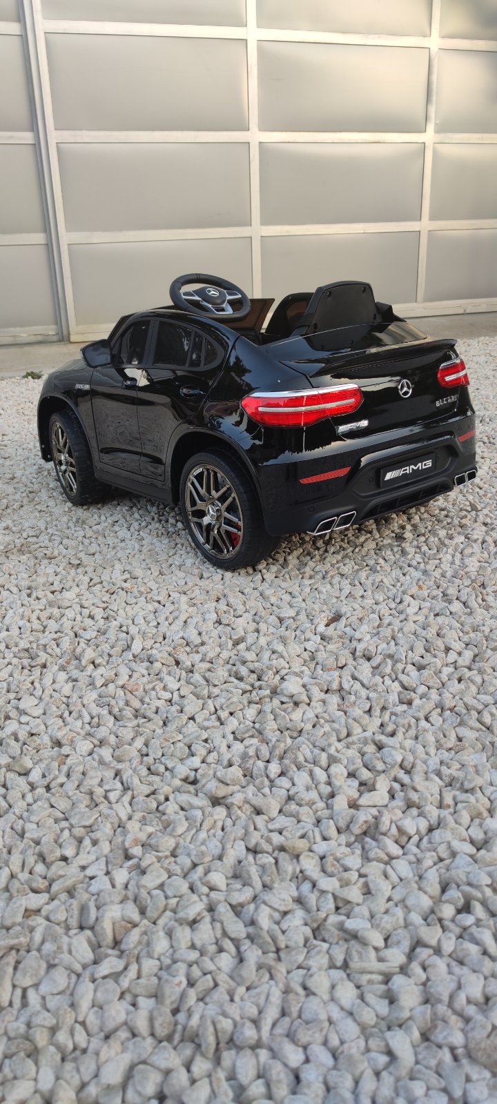 DECIJI AUTO MRECEDES GLC 63 S CRNI