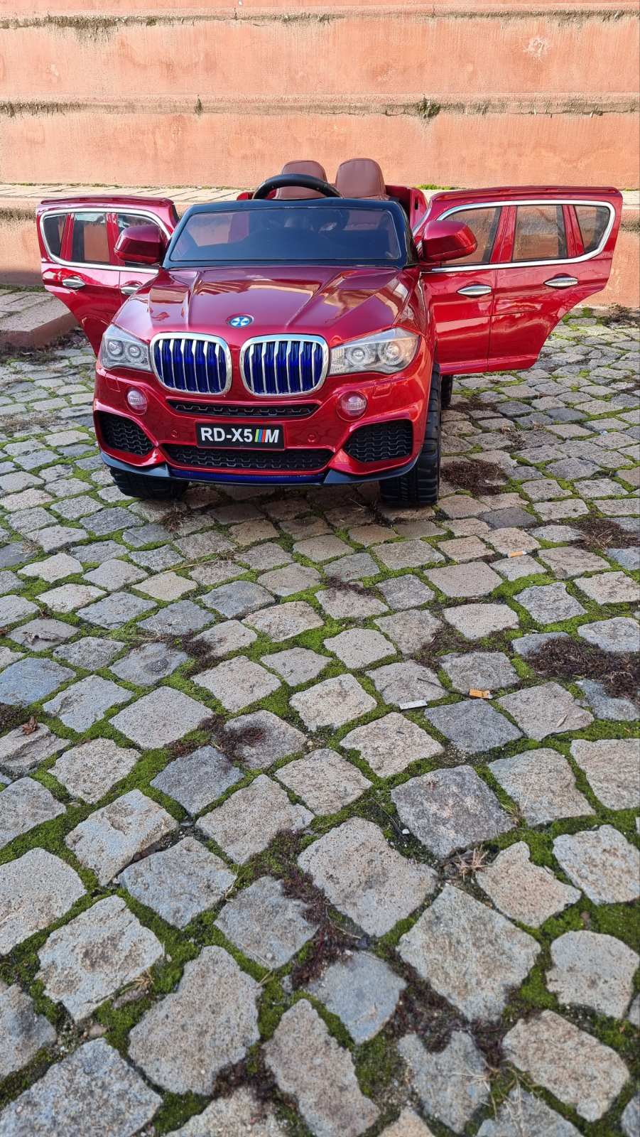 DECIJI AUTOMOBIL BMW X5 CRVENI