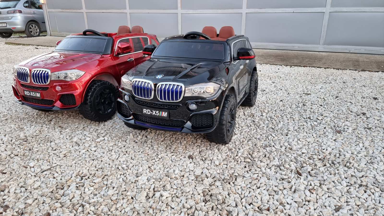 DECIJI AUTOMOBIL BMW X5 CRVENI